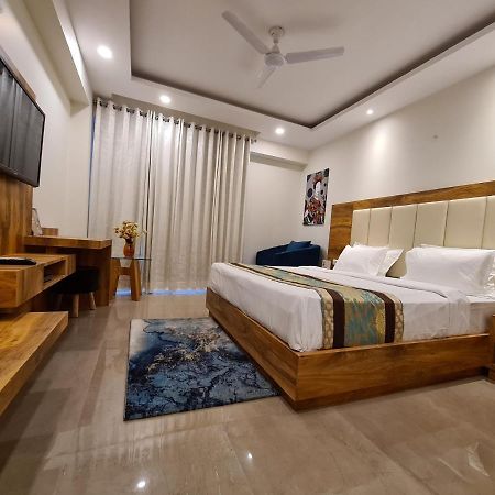 Hotel Golf View Sakura-Golf Course Road Gurgaon Luaran gambar