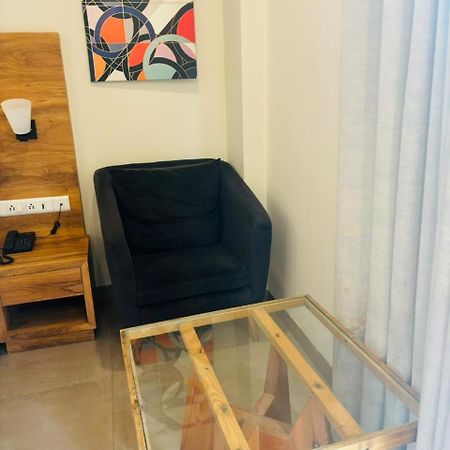 Hotel Golf View Sakura-Golf Course Road Gurgaon Luaran gambar