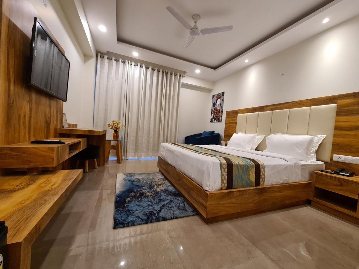 Hotel Golf View Sakura-Golf Course Road Gurgaon Luaran gambar