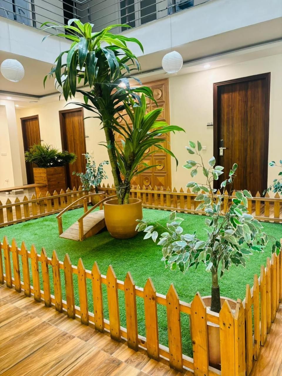 Hotel Golf View Sakura-Golf Course Road Gurgaon Luaran gambar